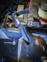 Bremssattelbürste | gebogen | 230 mm